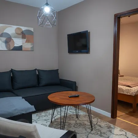 Apartman Rose-2025 Renovated Garden View *