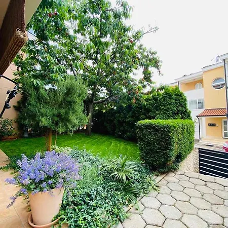Apartamento Rose-2025 Renovated Garden View *